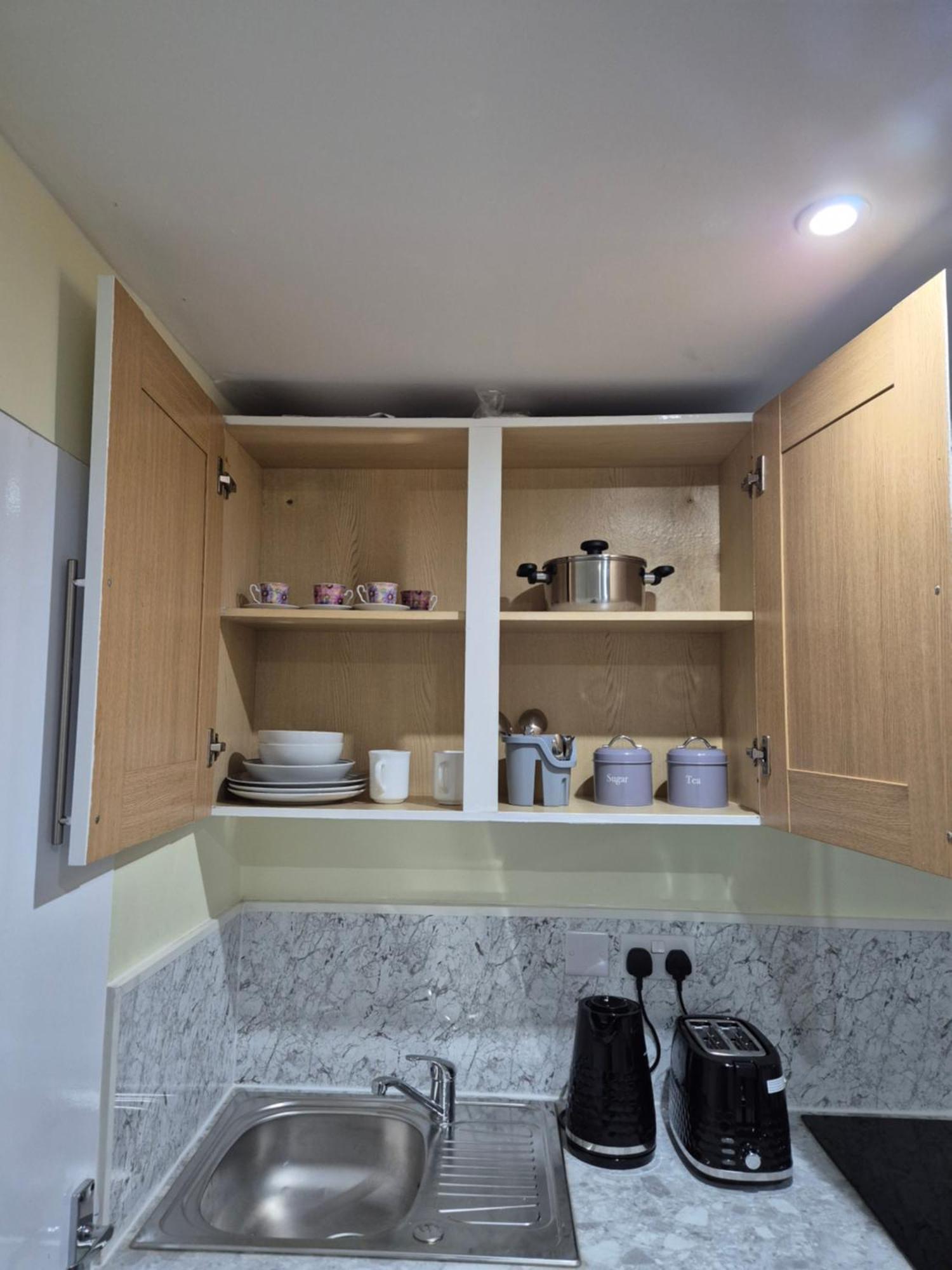 Spacious One Bedroom Self Contain With Toilet And Bath ميلتون كينيز المظهر الخارجي الصورة